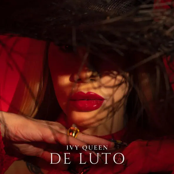 DE LUTO IVY QUEEN